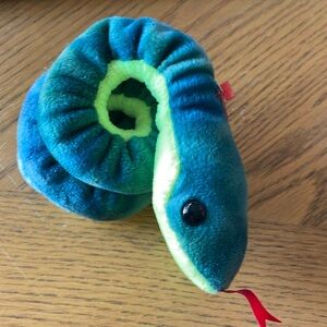 Ty Beanie Baby Hissy Snake Plush Original Tag 1997 RARE FIND